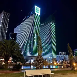 Orbi Sea View فندق-كبسولة