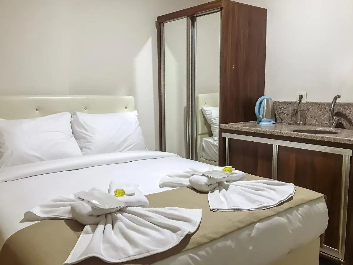 Reggae Aparthotel Istanbul 2*,